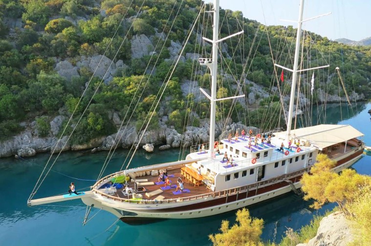 Costs of a Luxury Gulet Charter in Turkey: A Dream Vacation Worth Every Penny